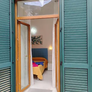 Valenti Guest house